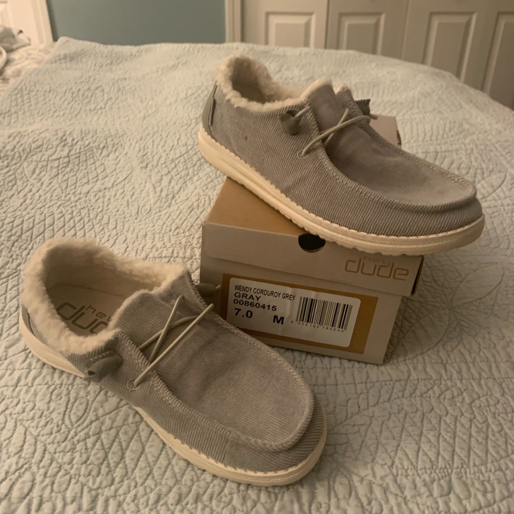 Grey size 7 Hey Dudes